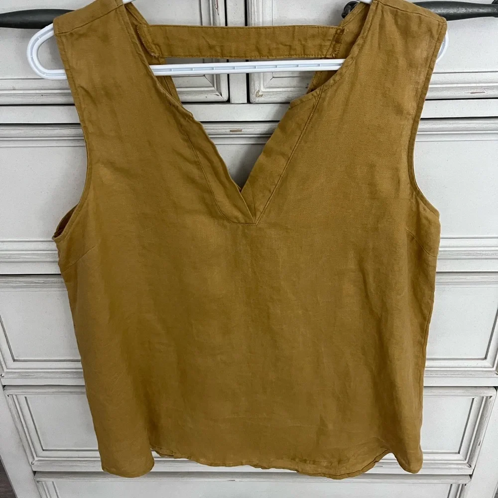 Harve Benard Mustard Sleeveless Linen Top - Picture 1 of 4